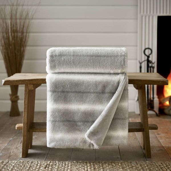 Sherwood Faux Fur 130cm x 150cm - Throw